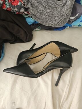MICHAEL Michael Kors Black Pointed-Toe Cutout Stiletto Pumps